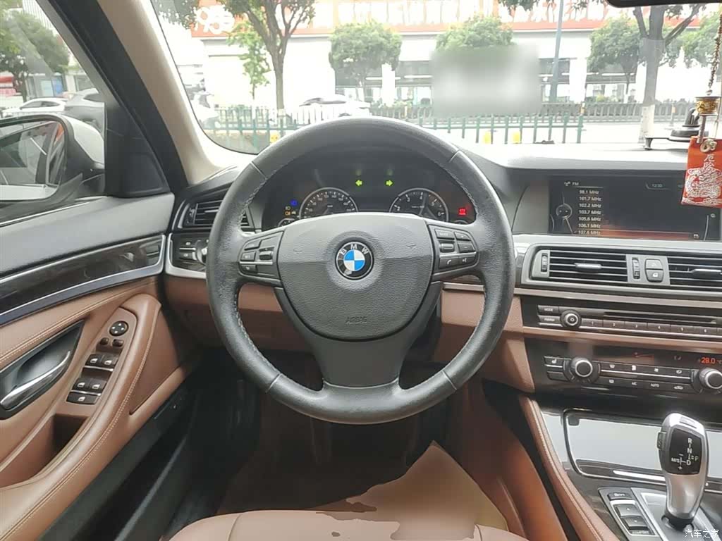 BMW 5 Series, 2016 11