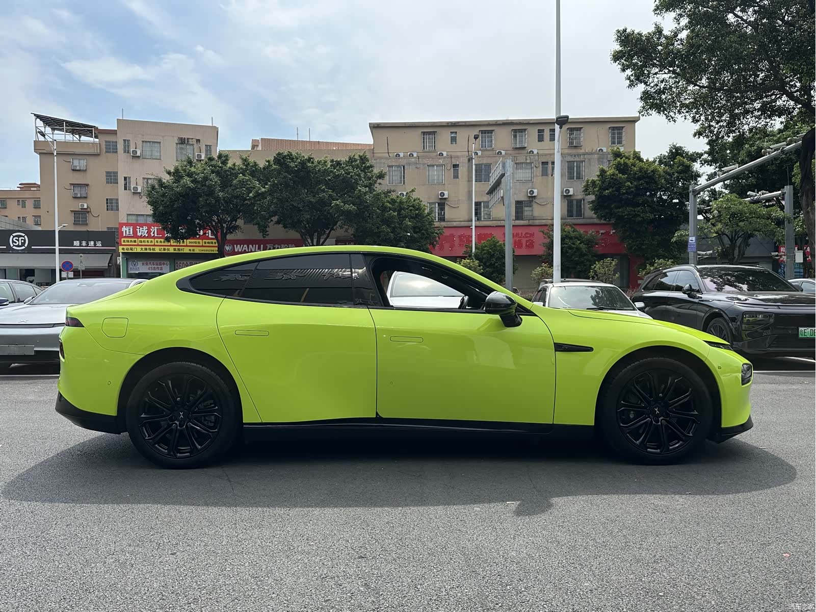 Xpeng P7, 2022 4