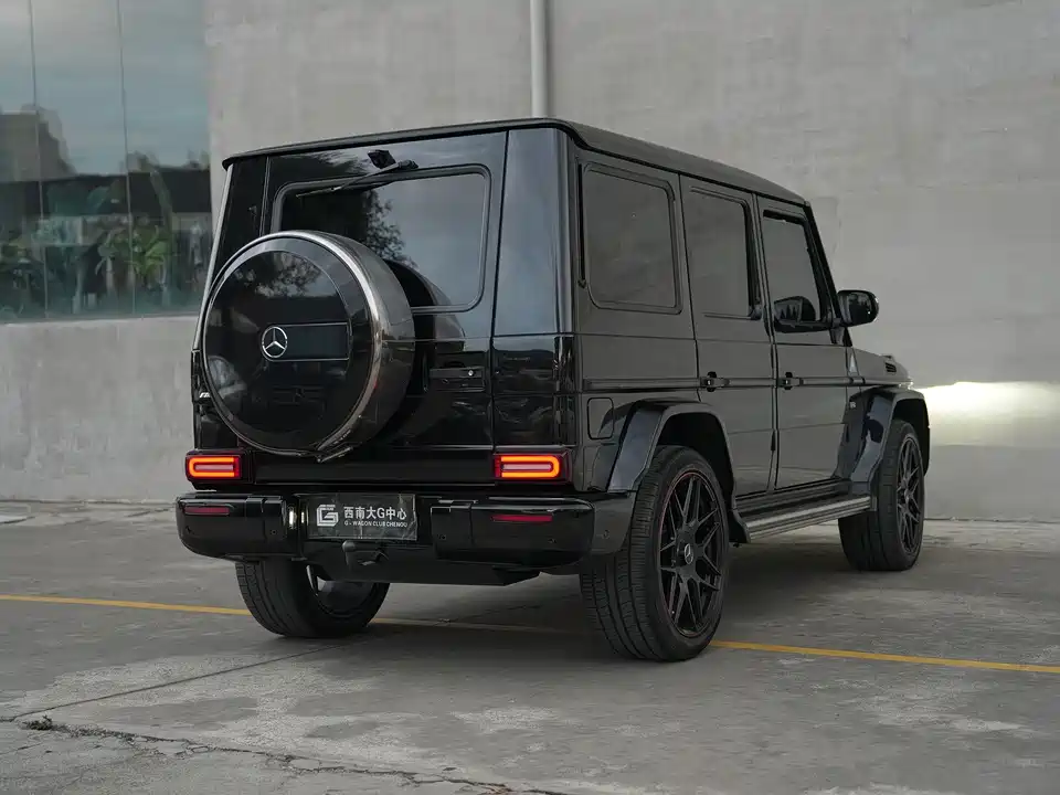 Mercedes-Benz G-class