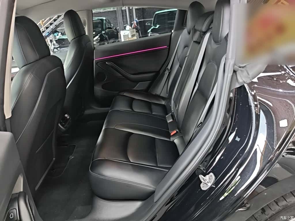 Tesla Model 3, 2022 17