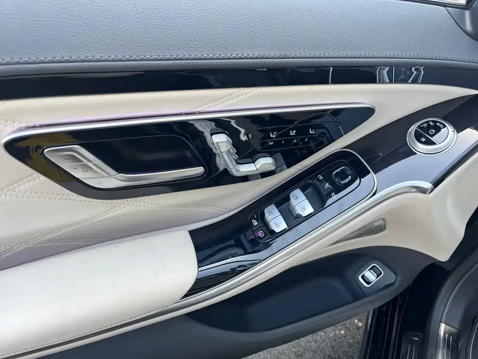 Mercedes-Benz Maybach S-class