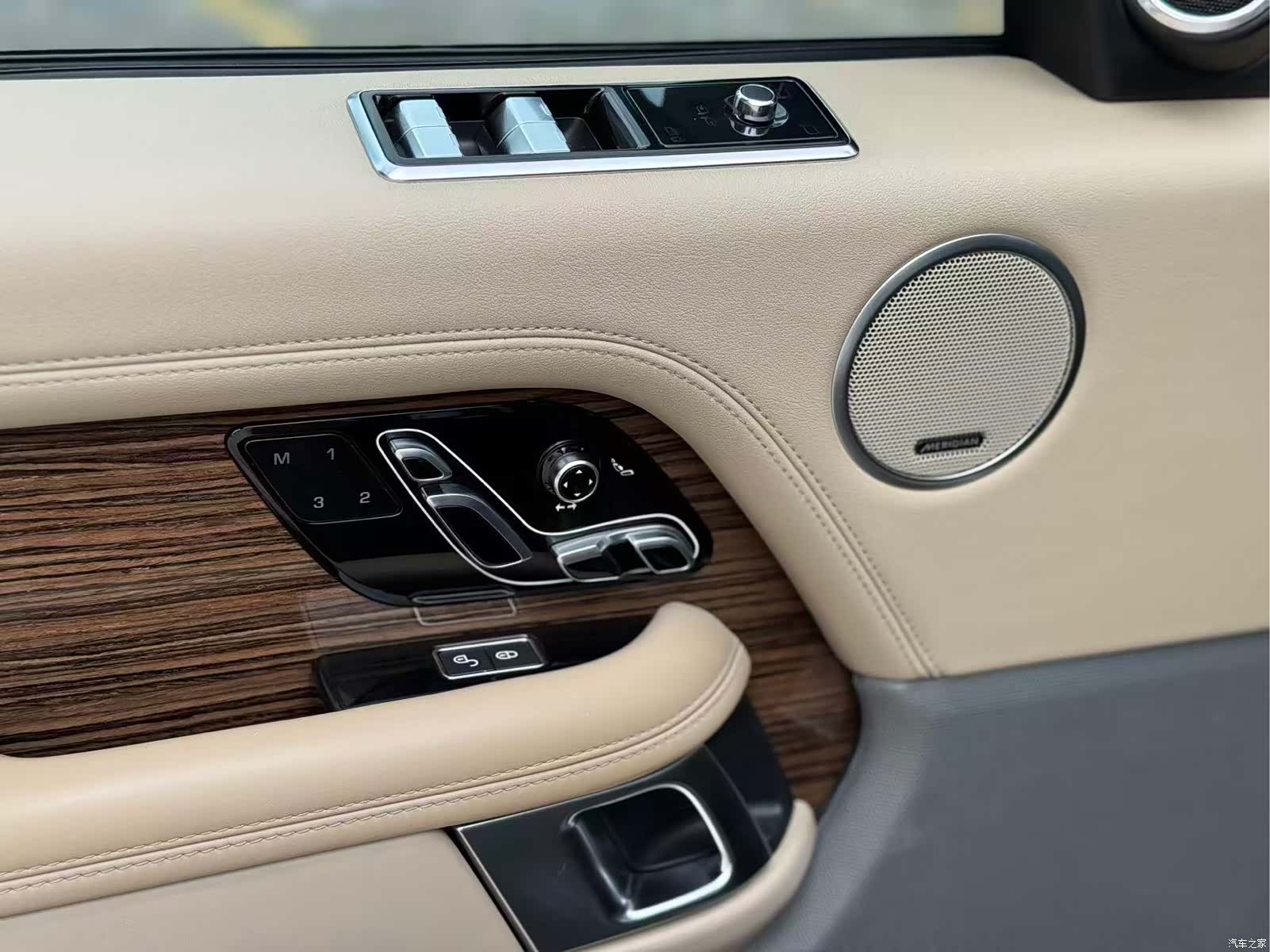 Land Rover Range Rover, 2018 17