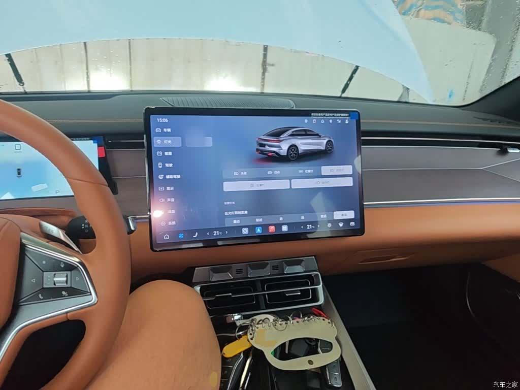 BYD Han, 2025 10