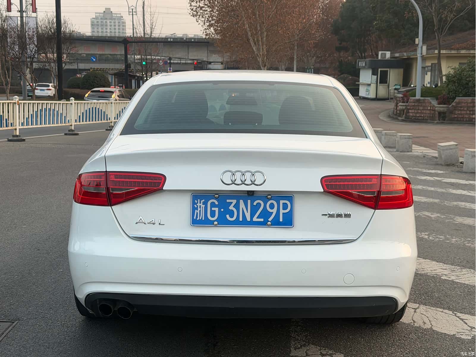 Audi A4L, 2018 4