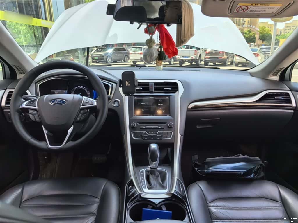 Ford Mondeo, 2016 10