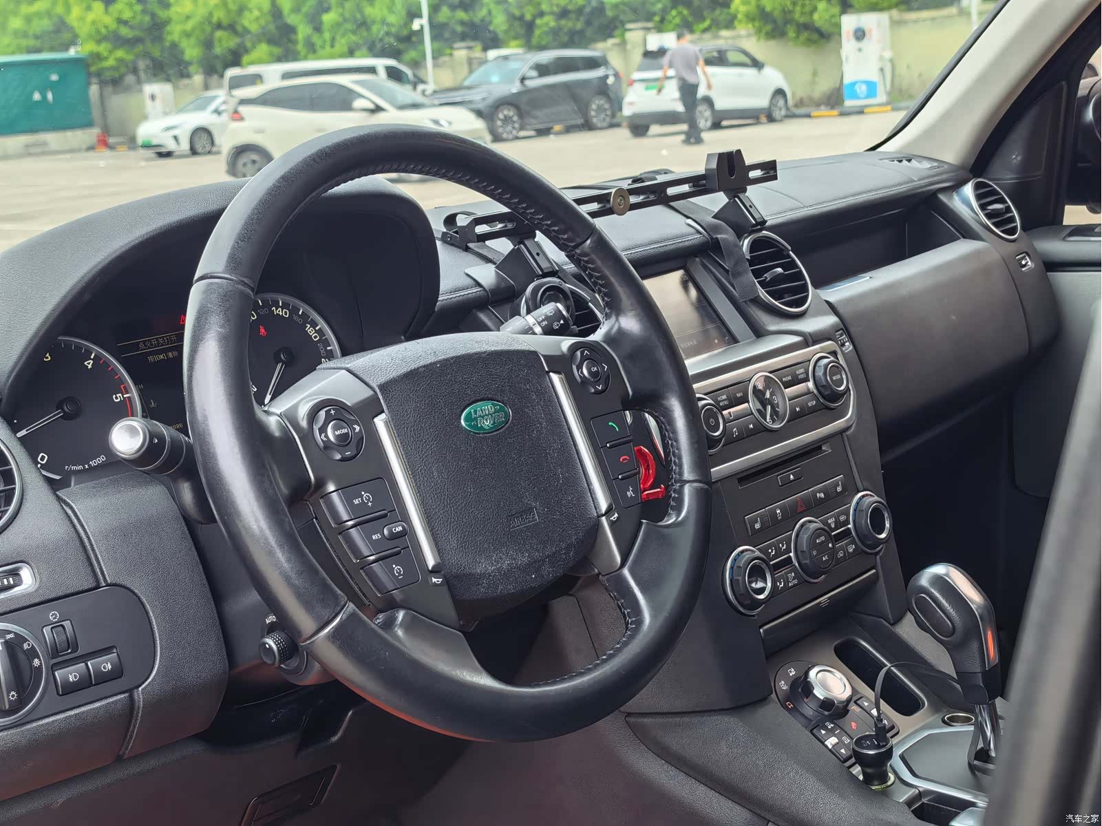 Land Rover Discovery, 2012 11