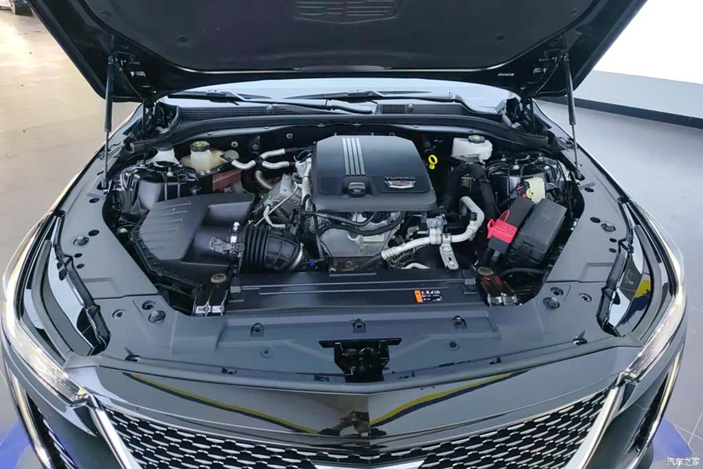 Cadillac CT5, 2023 10