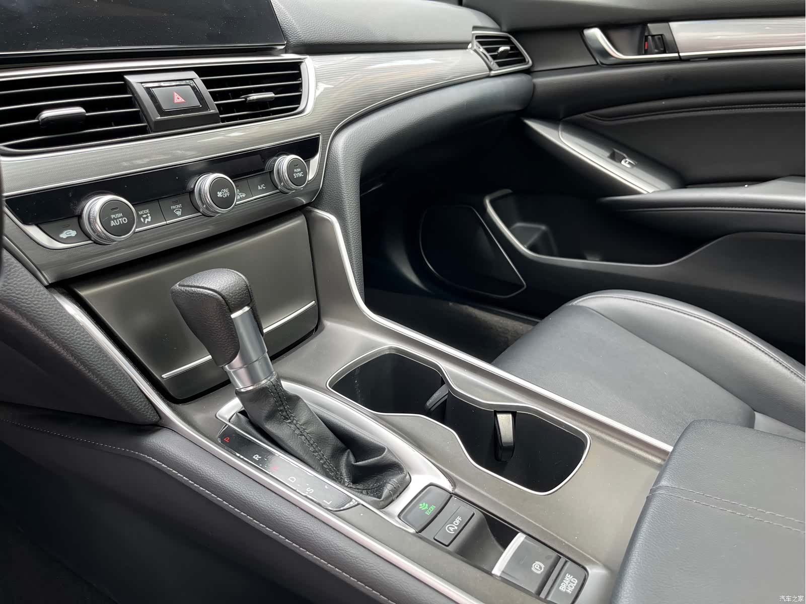 Honda Accord, 2022 11