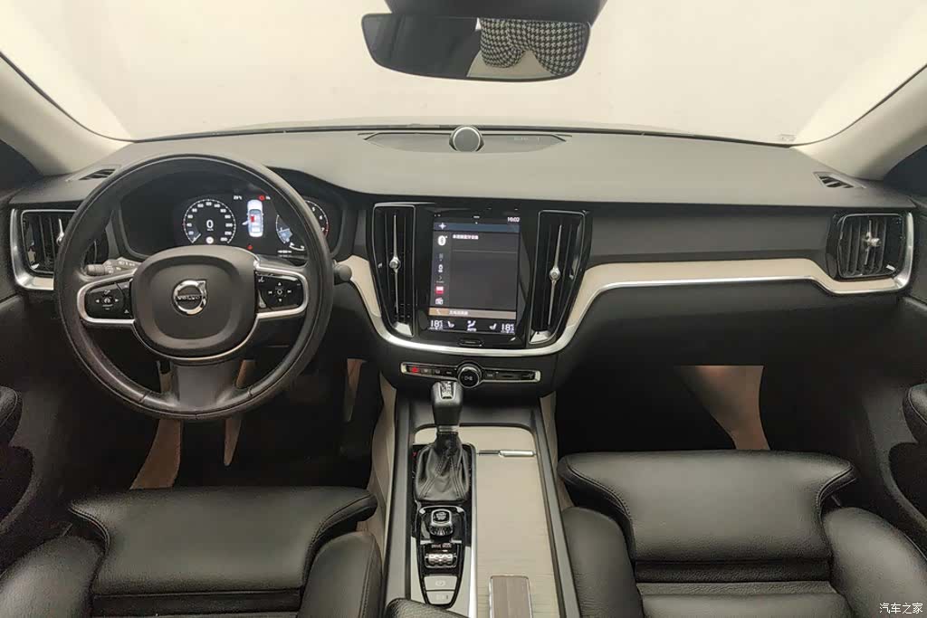 Volvo S60, 2021 12
