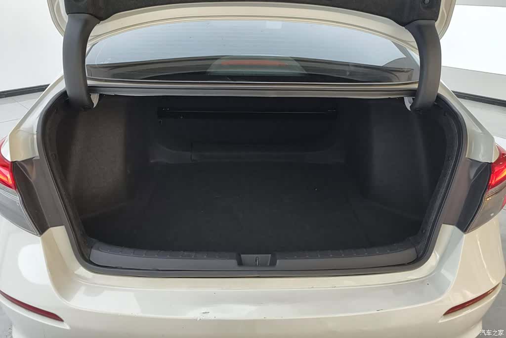 Honda Civic, 2024 4