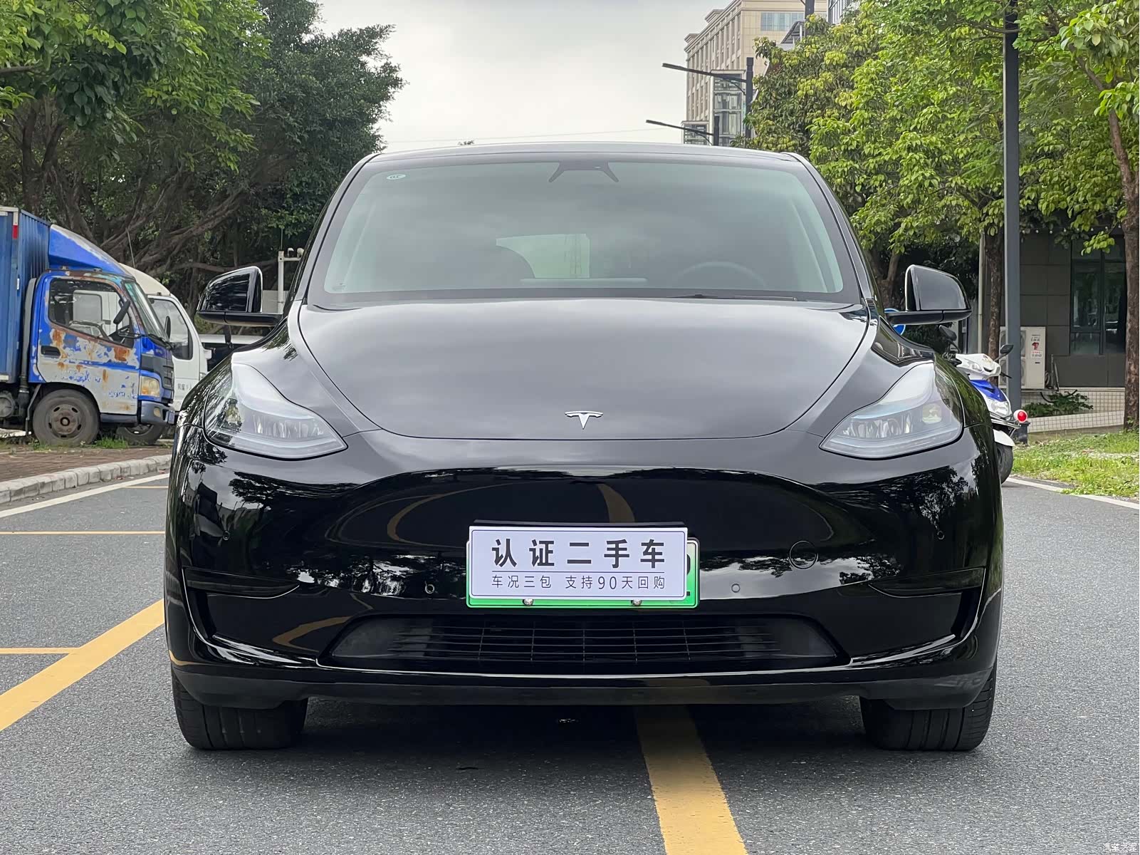 Tesla Model Y, 2023 2