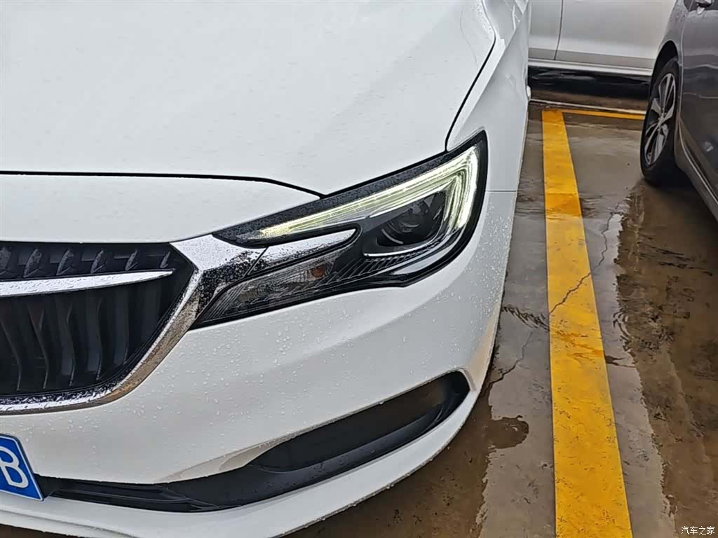 Buick GL6, 2018 23