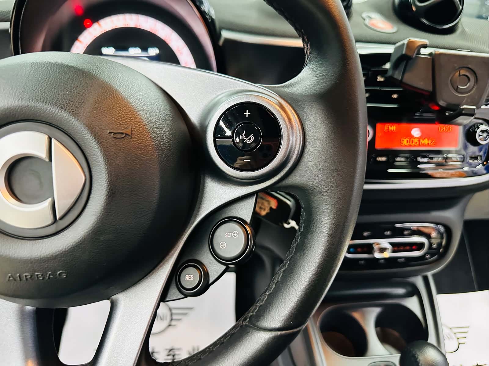 Smart Fortwo, 2018 33