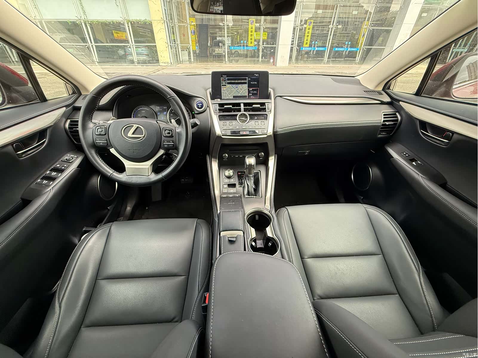 Lexus NX, 2020 12