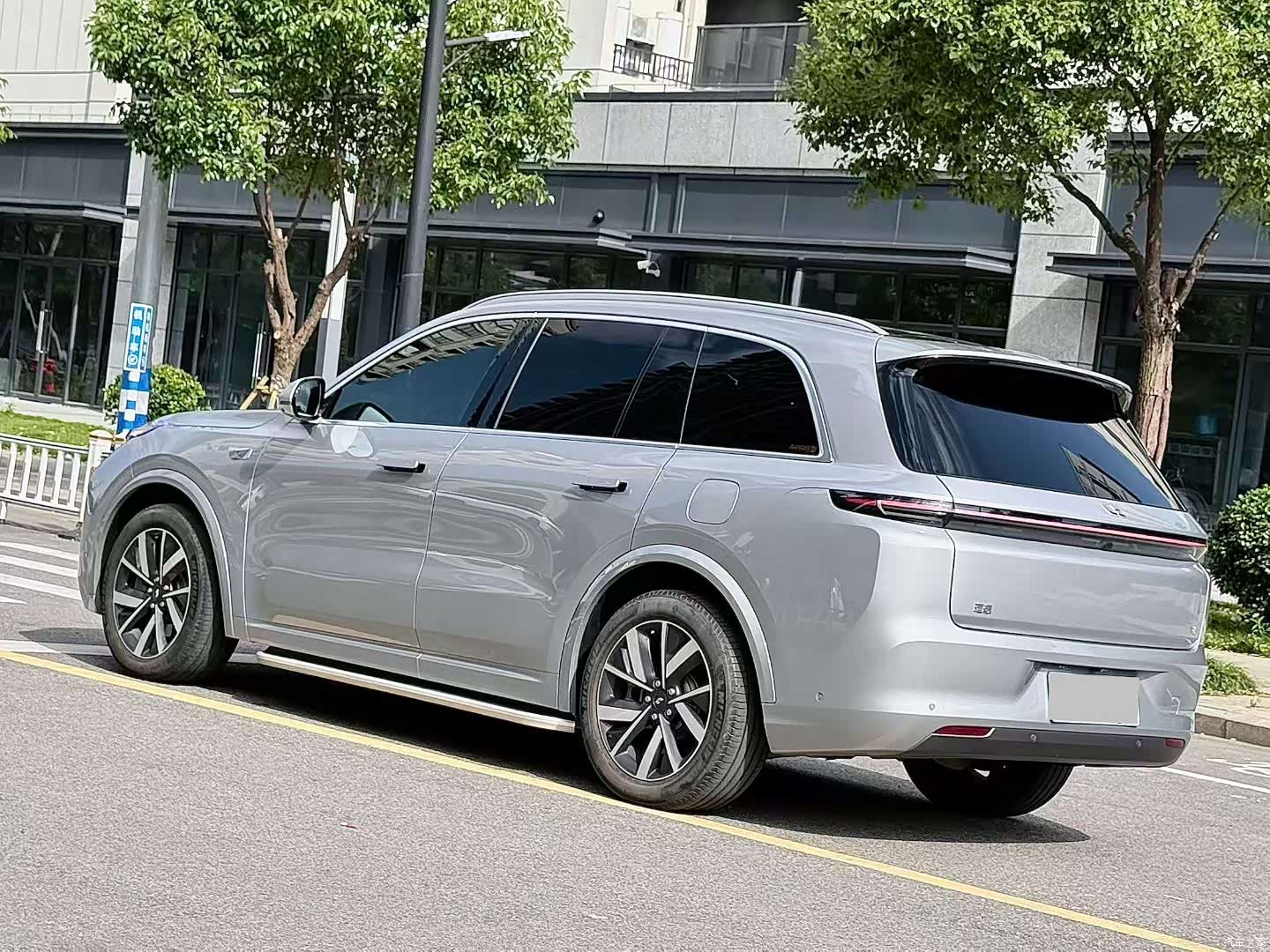 Li Auto L8, 2023 9