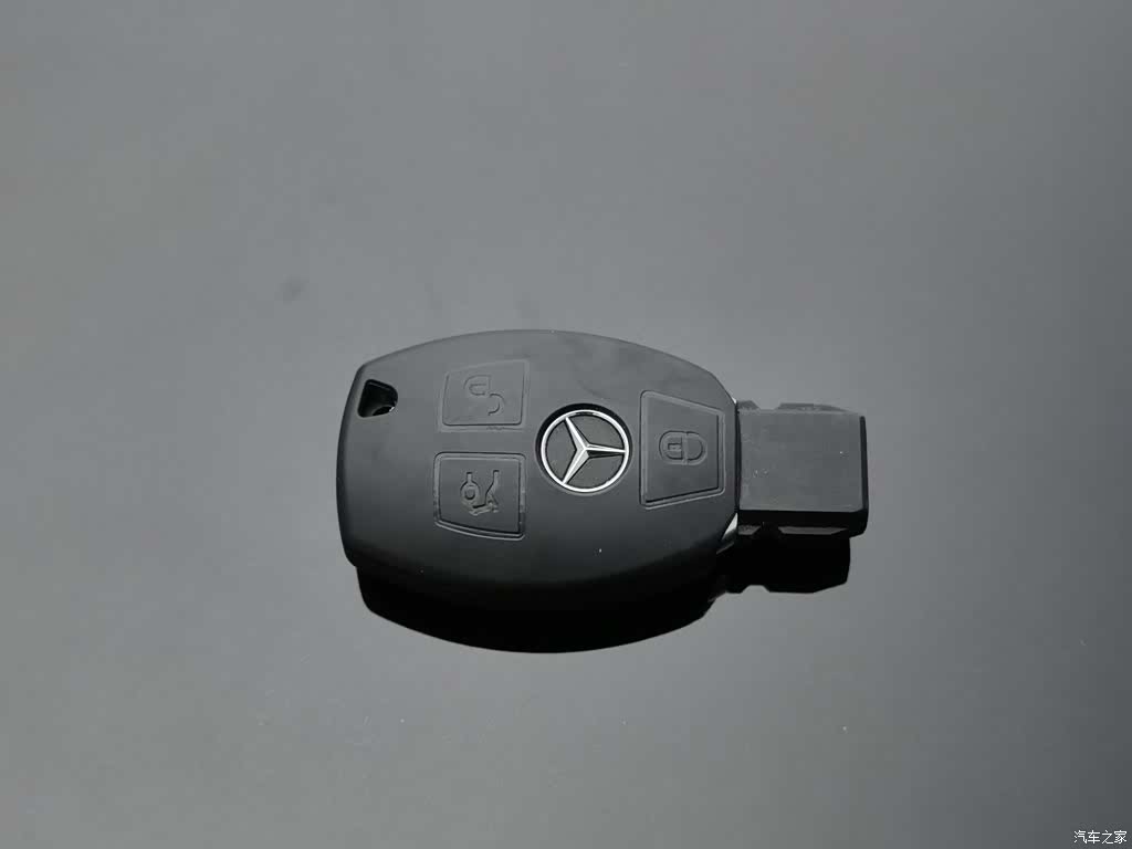 Mercedes-Benz R-Class, 2016 19
