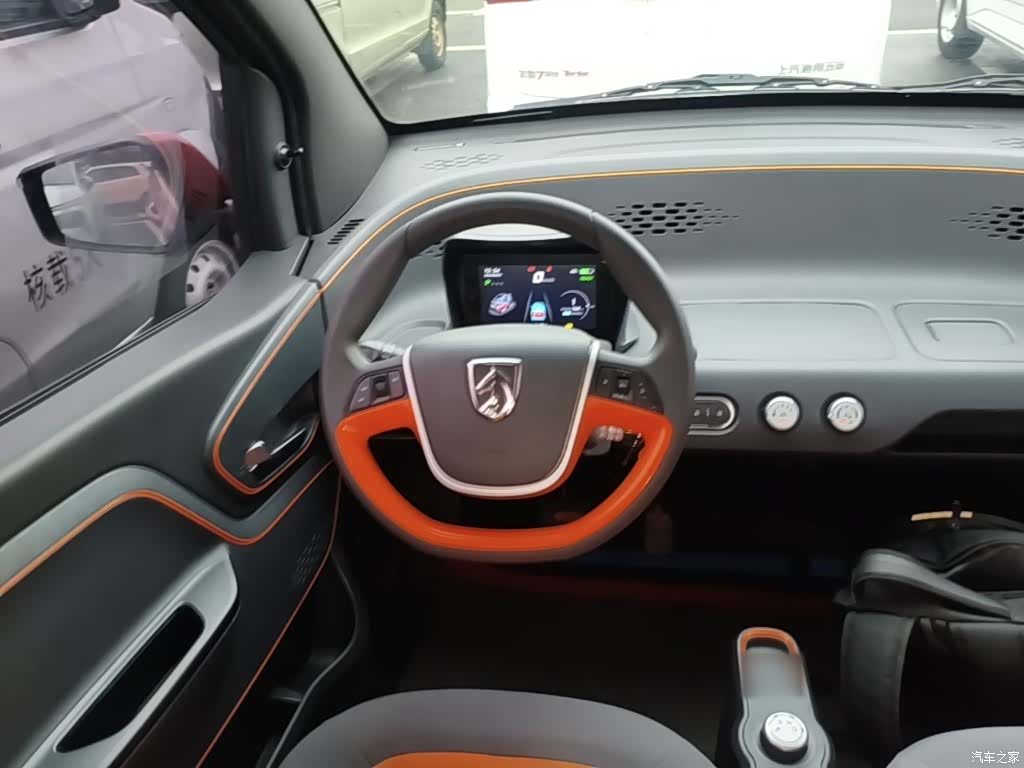 Wuling E100, 2020 11