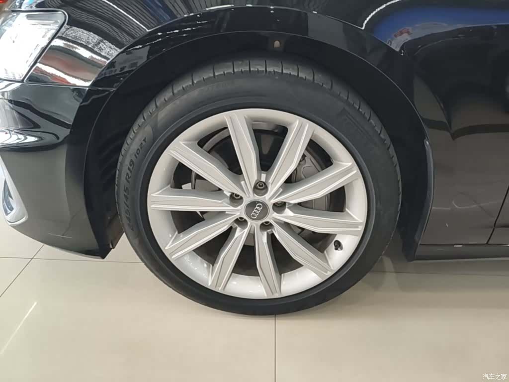 Audi A6L, 2021 25