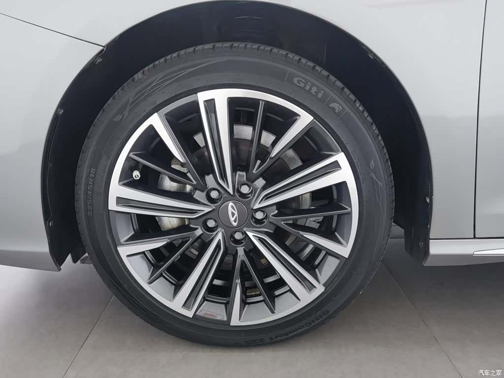 Chery Arrizo 8, 2023 17
