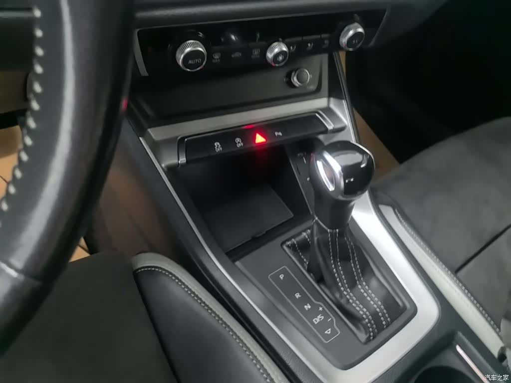 Audi Q3, 2020 14