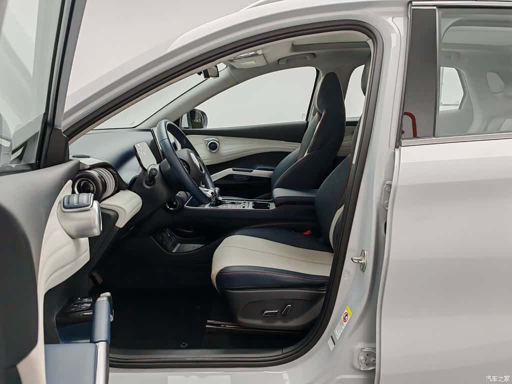 BYD Yuan, 2022 10
