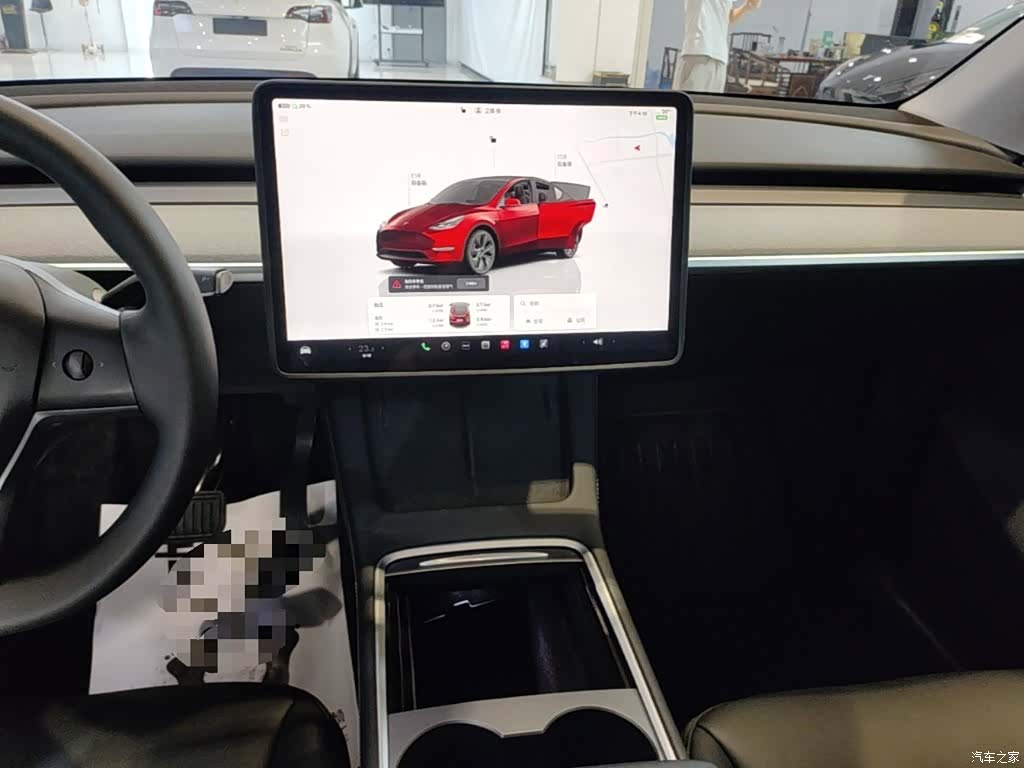 Tesla Model Y, 2024 13