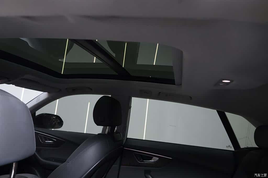 Audi Q8, 2022 23