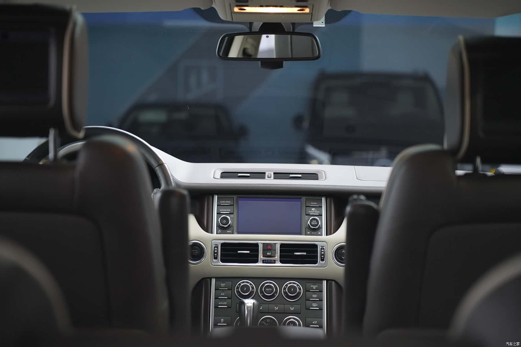 Land Rover Range Rover, 2012 15
