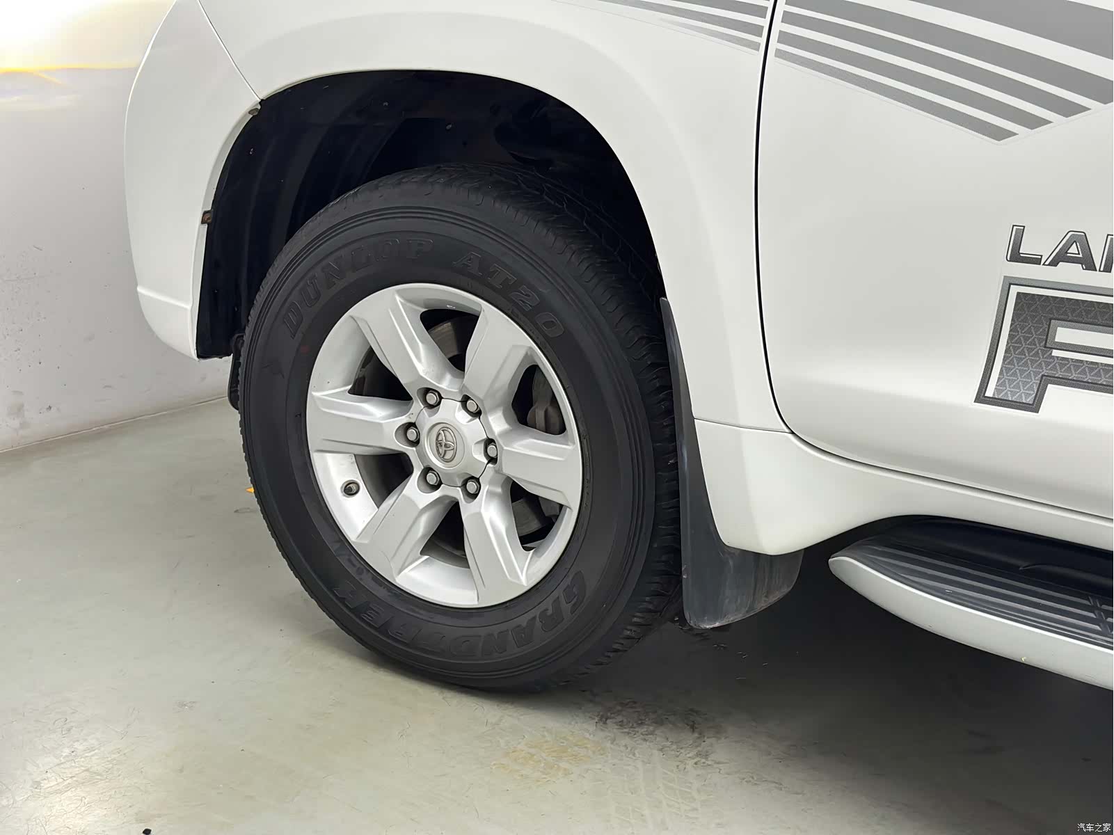 Toyota Prado, 2015 43