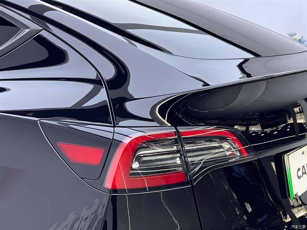 Tesla Model Y, 2022 11