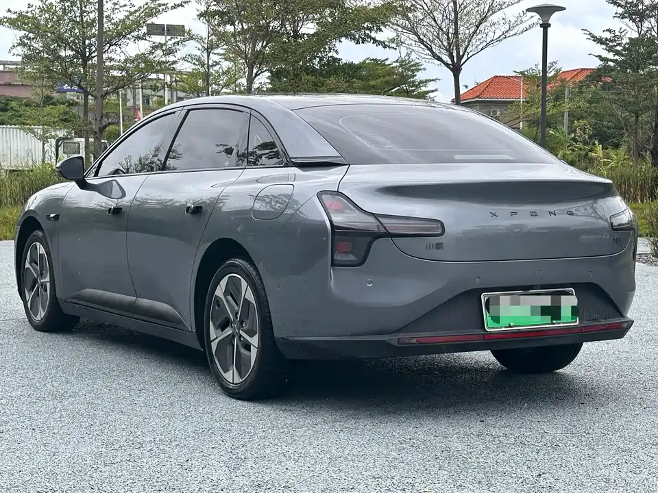 XPENG MONA M03
