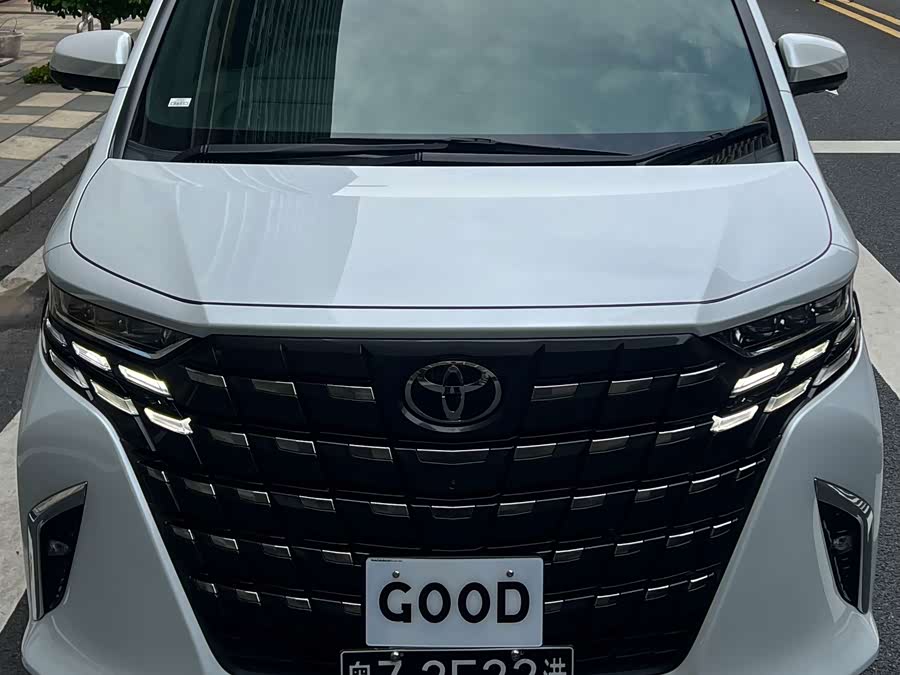 Toyota Alphard 2026, фото 2