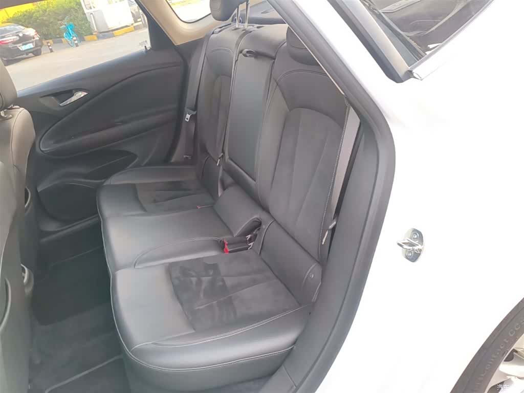 Buick Verano, 2019 17