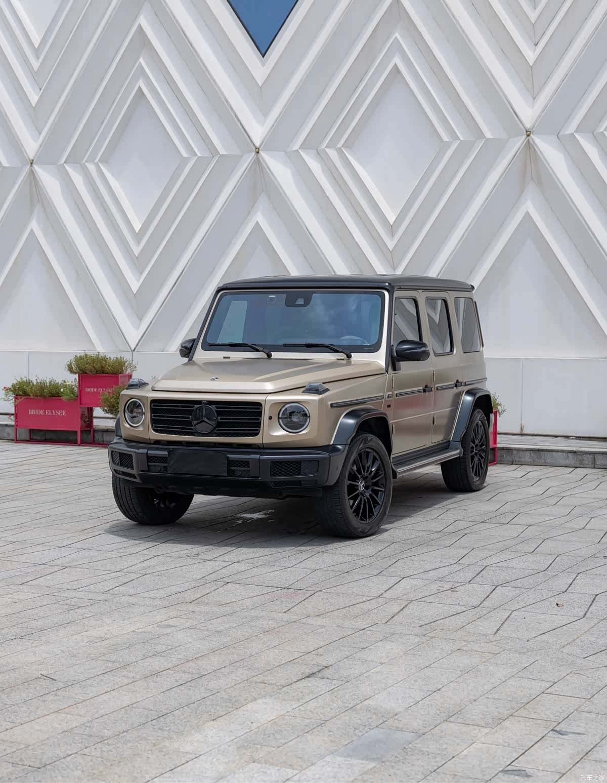 Mercedes-Benz G-Class, 2023 1
