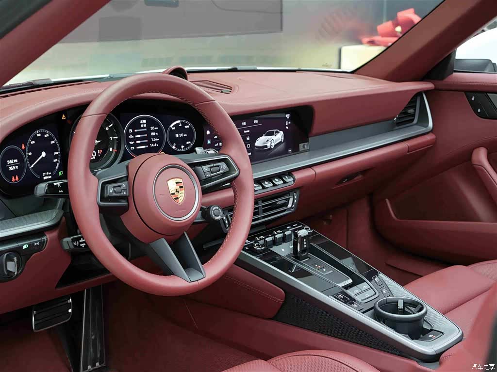 Porsche 911, 2023 9