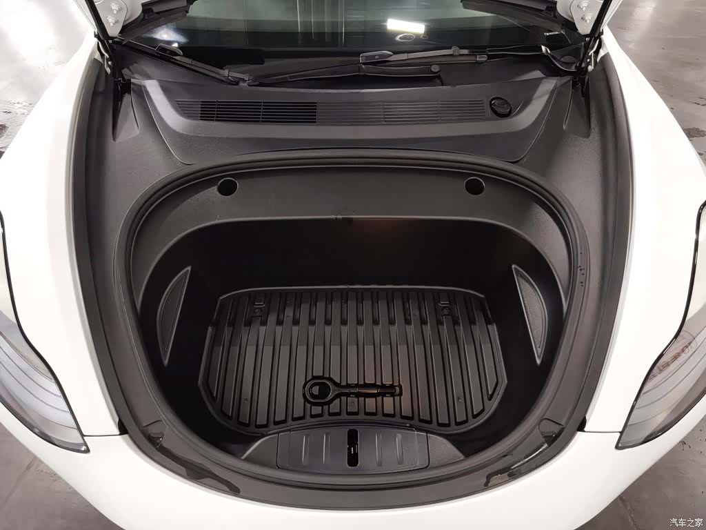 Tesla Model 3, 2021 6