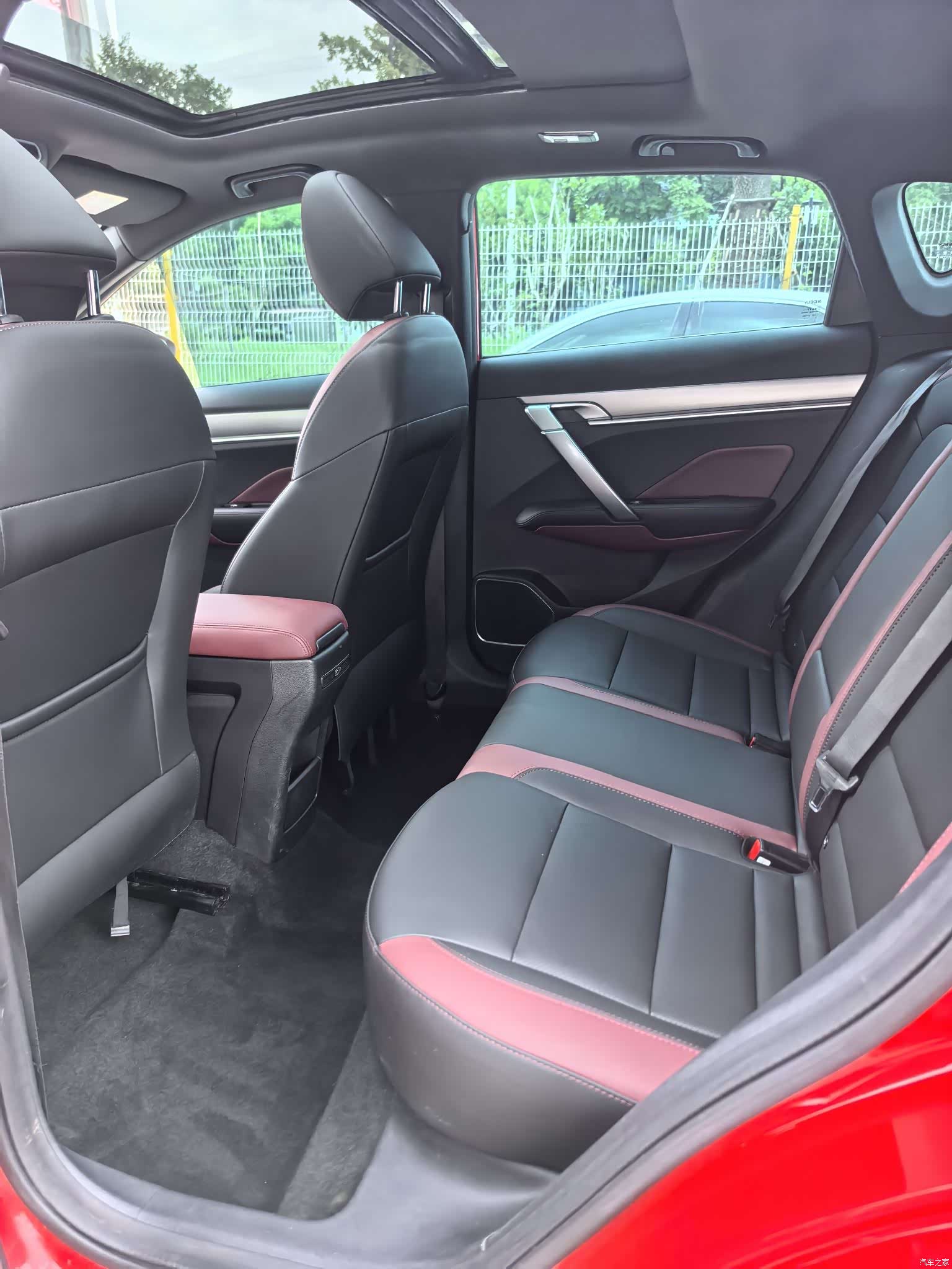 Geely Coolray, 2020 9