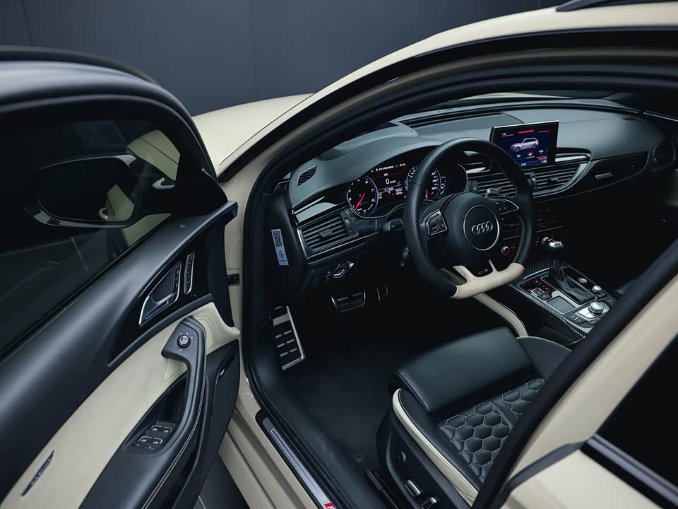 Audi RS 6 Audi RS 6