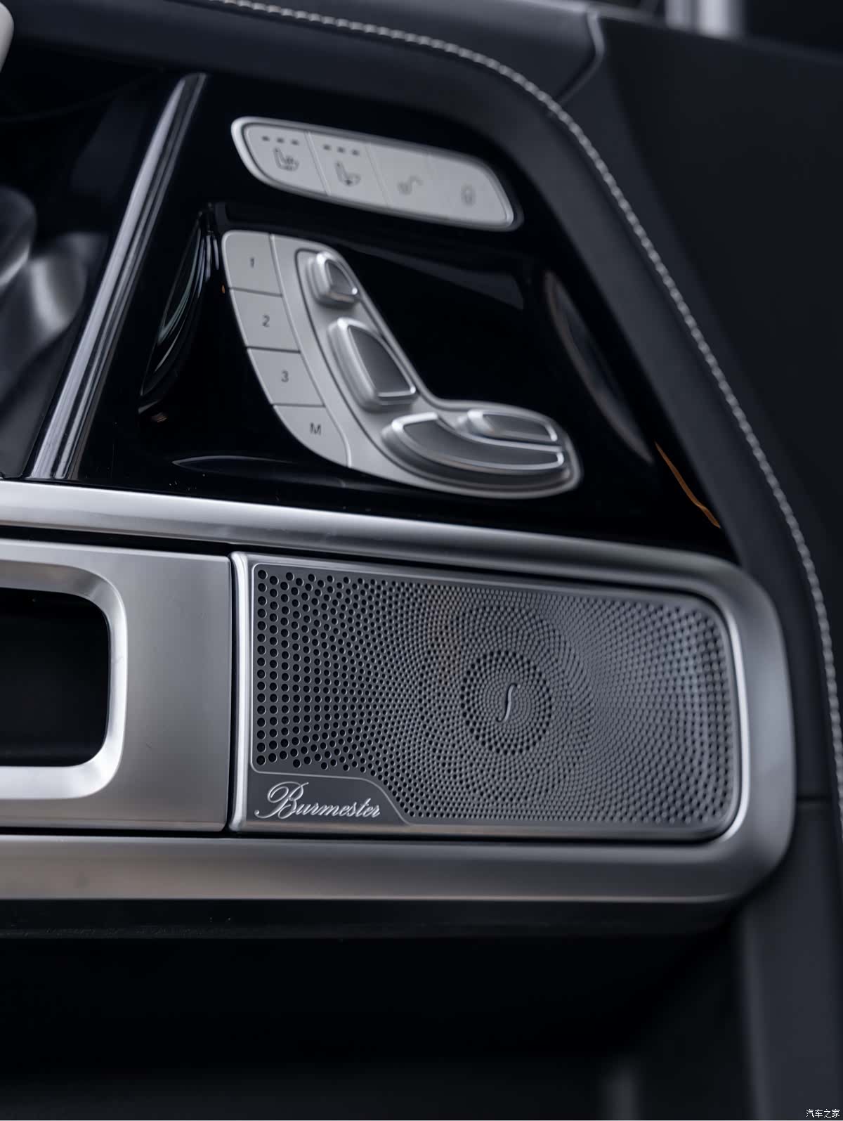 Mercedes-Benz G-Class, 2023 17