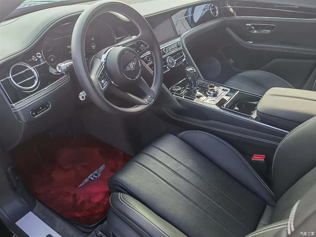 Bentley Flying Spur, 2023 6