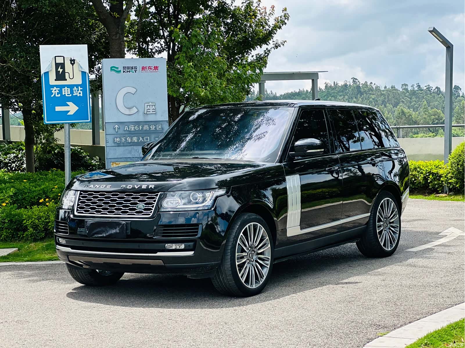 Land Rover Range Rover, 2018 1