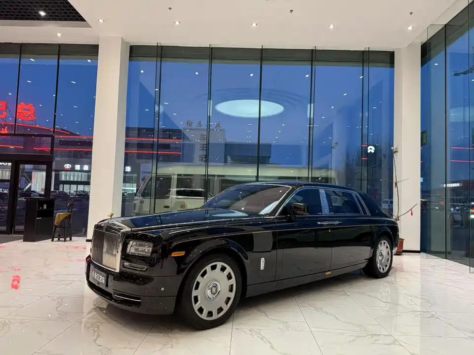 Rolls-Royce Phantom