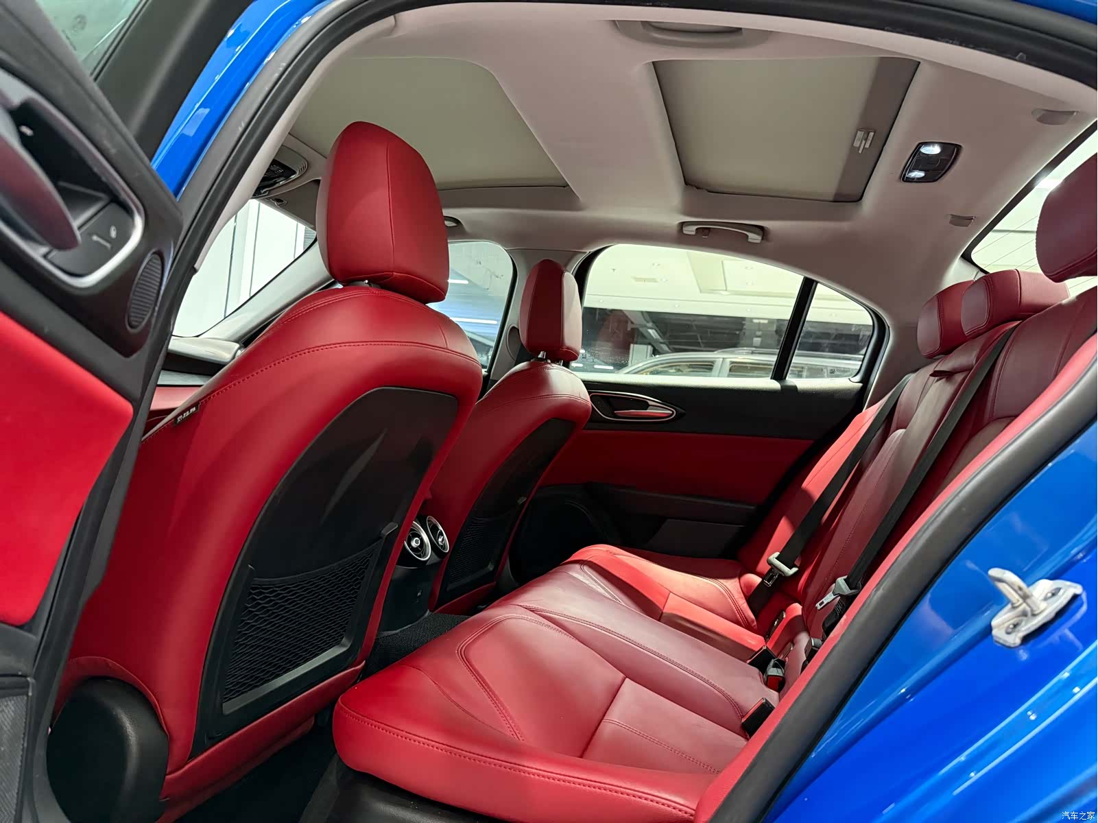 Alfa Romeo Giulia, 2018 все фото