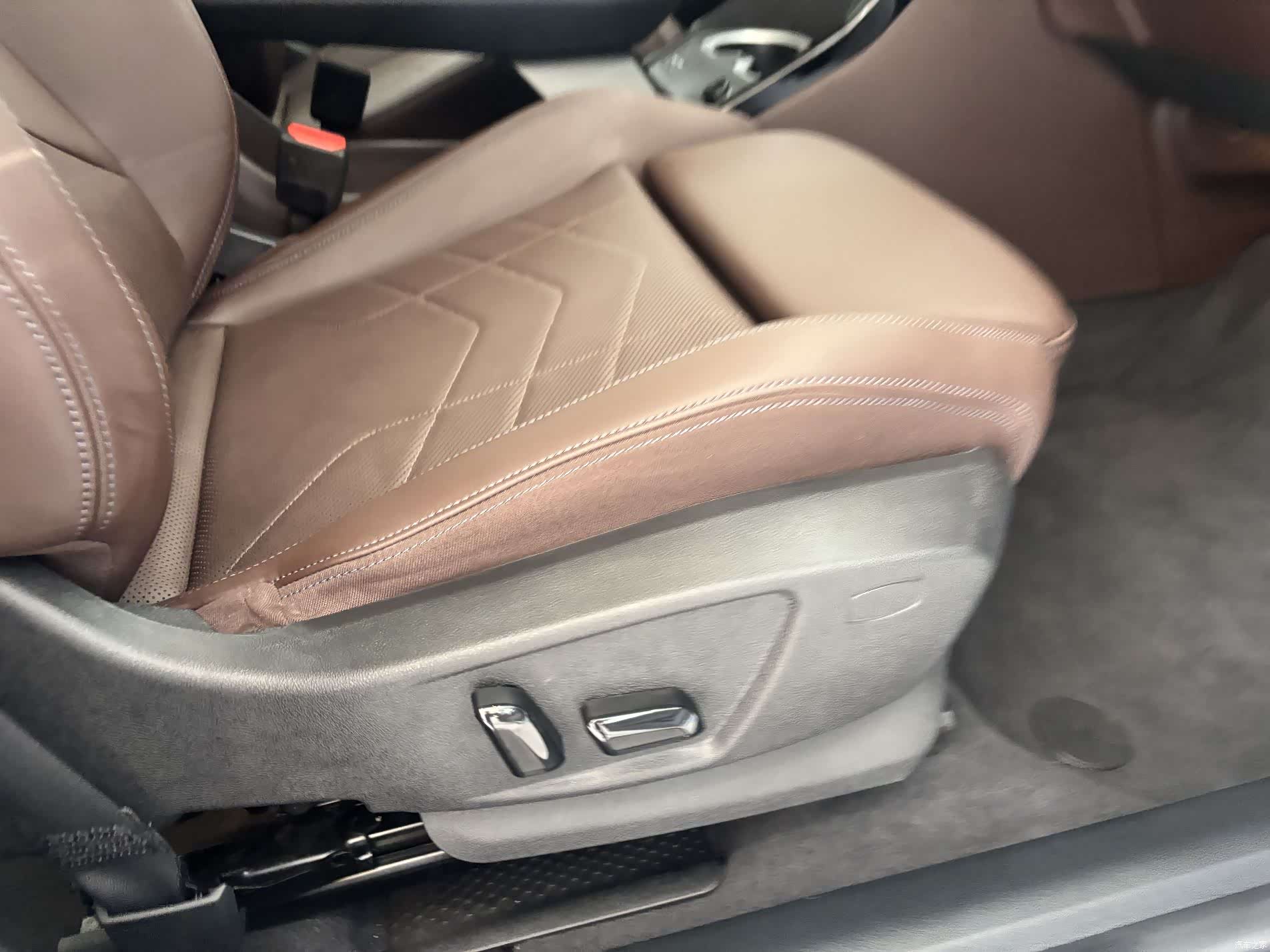 BMW X2, 2025 26
