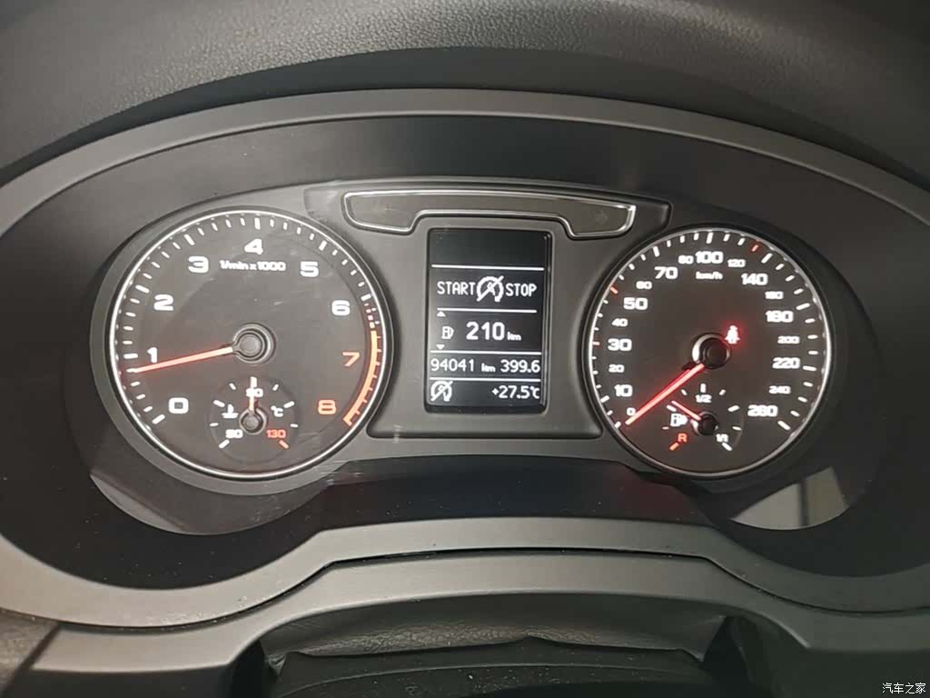 Audi Q3, 2017 12
