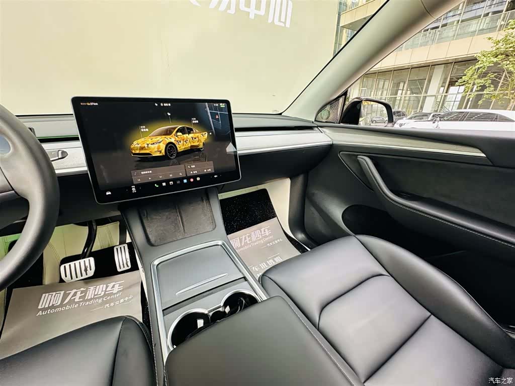 Tesla Model Y, 2024 14