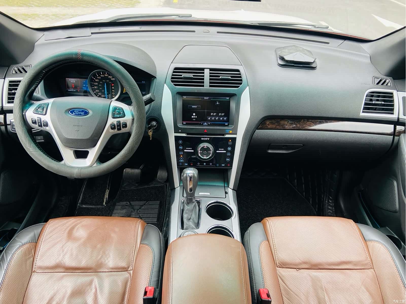 Ford Explorer, 2014 9