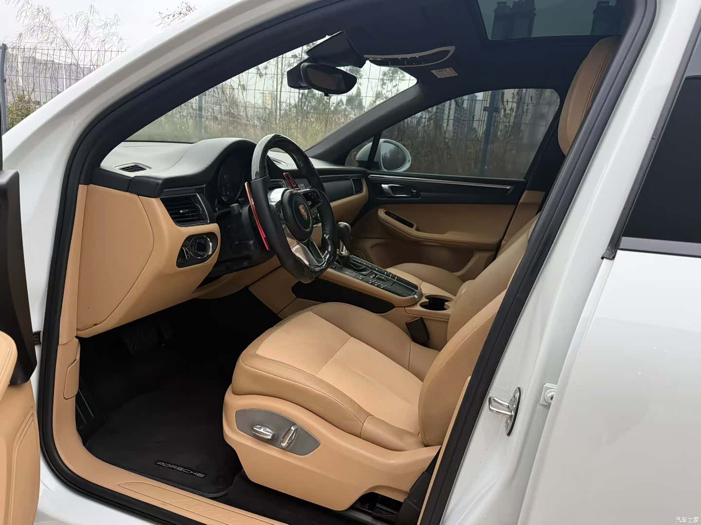Porsche Macan, 2017 все фото