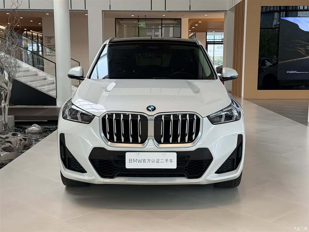 BMW X1, 2024 все фото