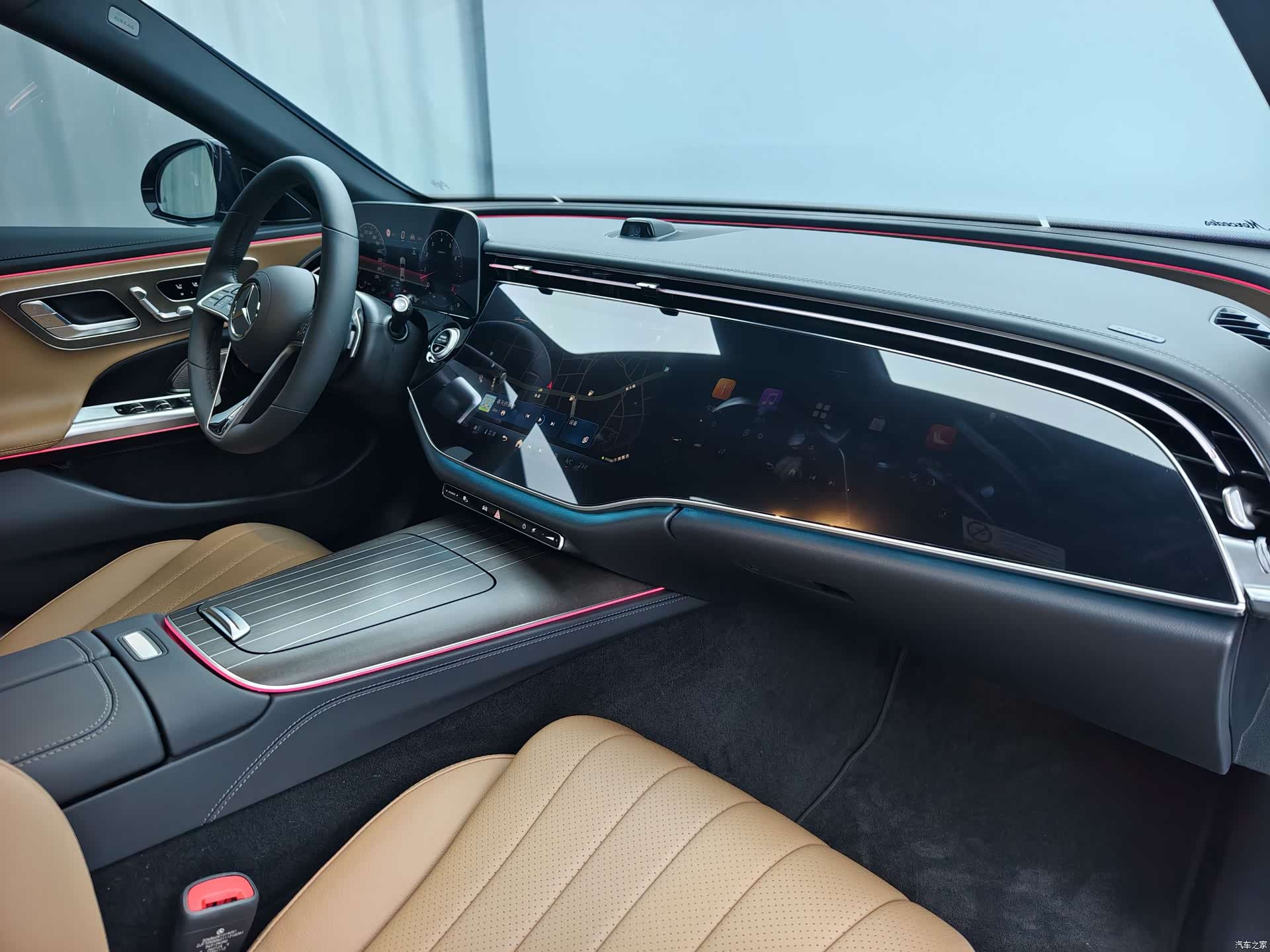 Mercedes-Benz E-Class, 2025 10